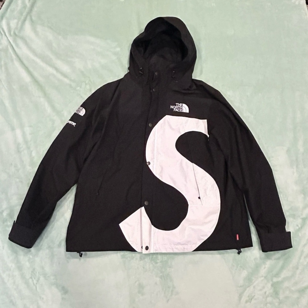 Supreme x TNF S logo Mountain Jacket Size XL
